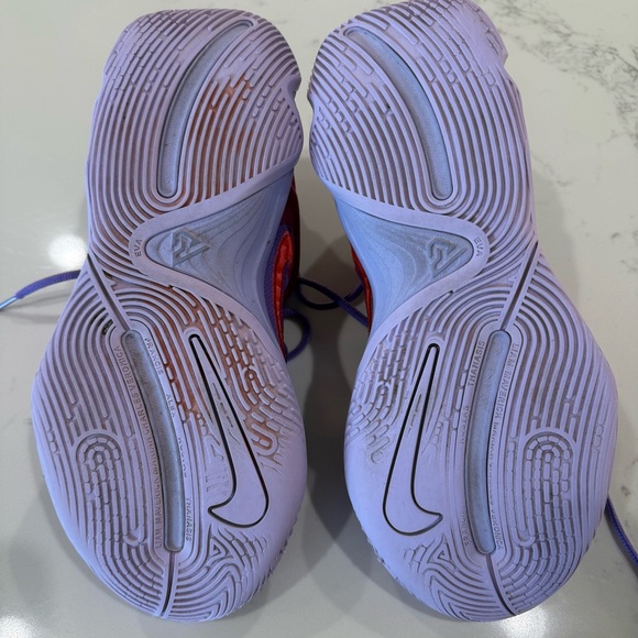 Nike Zoom Freak 4 men’s 8 black raspberry basketball running walking sneakers - Picture 4 of 7